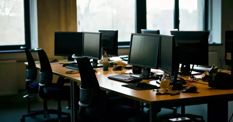 Netflix Closes Night School Studio and Moonloot Games in Sweeping Gaming Retreat