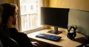 What Is the 20 20 20 Rule for Gaming? Your Eye-Health Guide