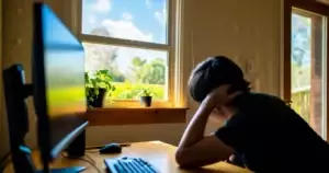 What Is the 20/20/20 Rule for Gaming? Eye Strain Explained